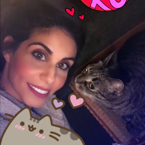 Meet your Posher Ambassador Kaili (Ky-Lee) - Picture 2 of 8